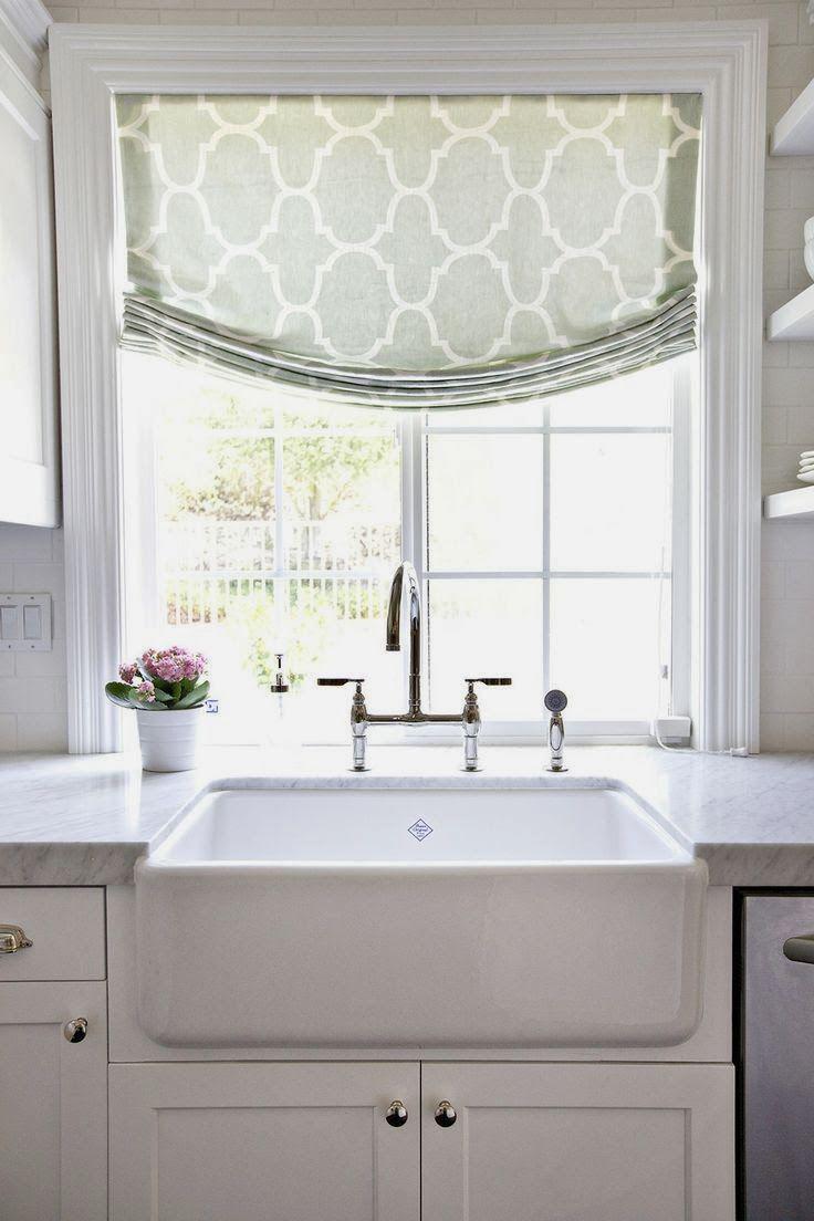 17 Wonderful Ideas of White Kitchen Window Treatments
