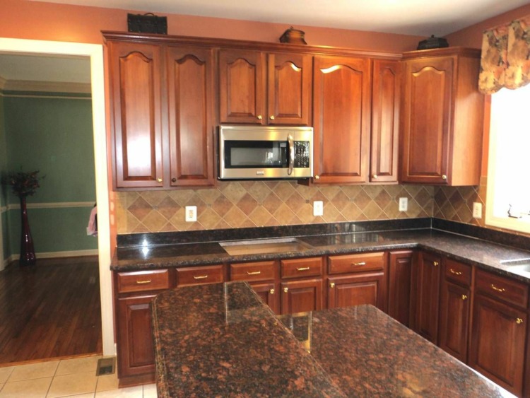 Costs of Installing Tan Brown Granite Countertops Kitchen